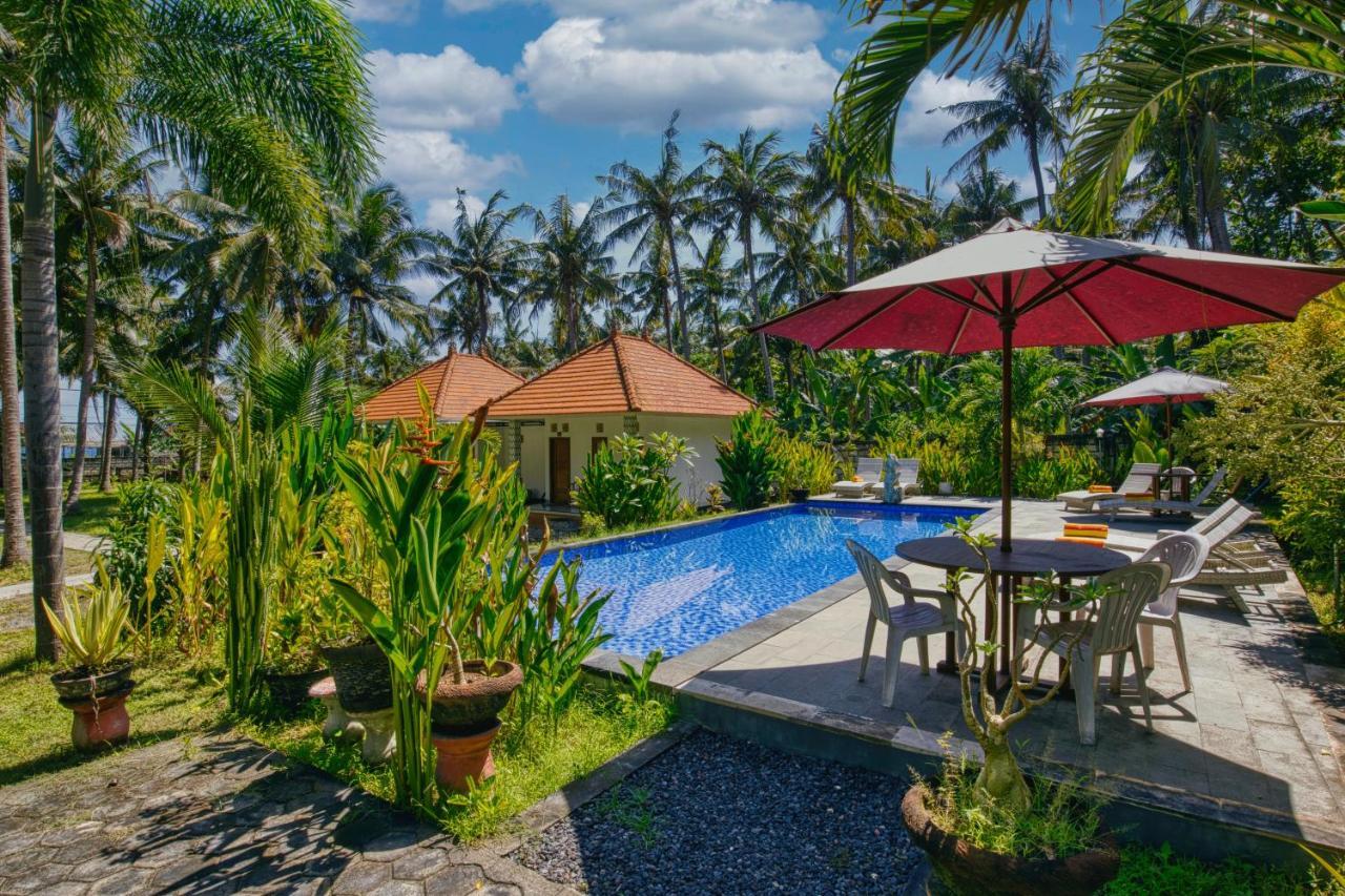 Coconut Hill Cottage Batununggul Экстерьер фото