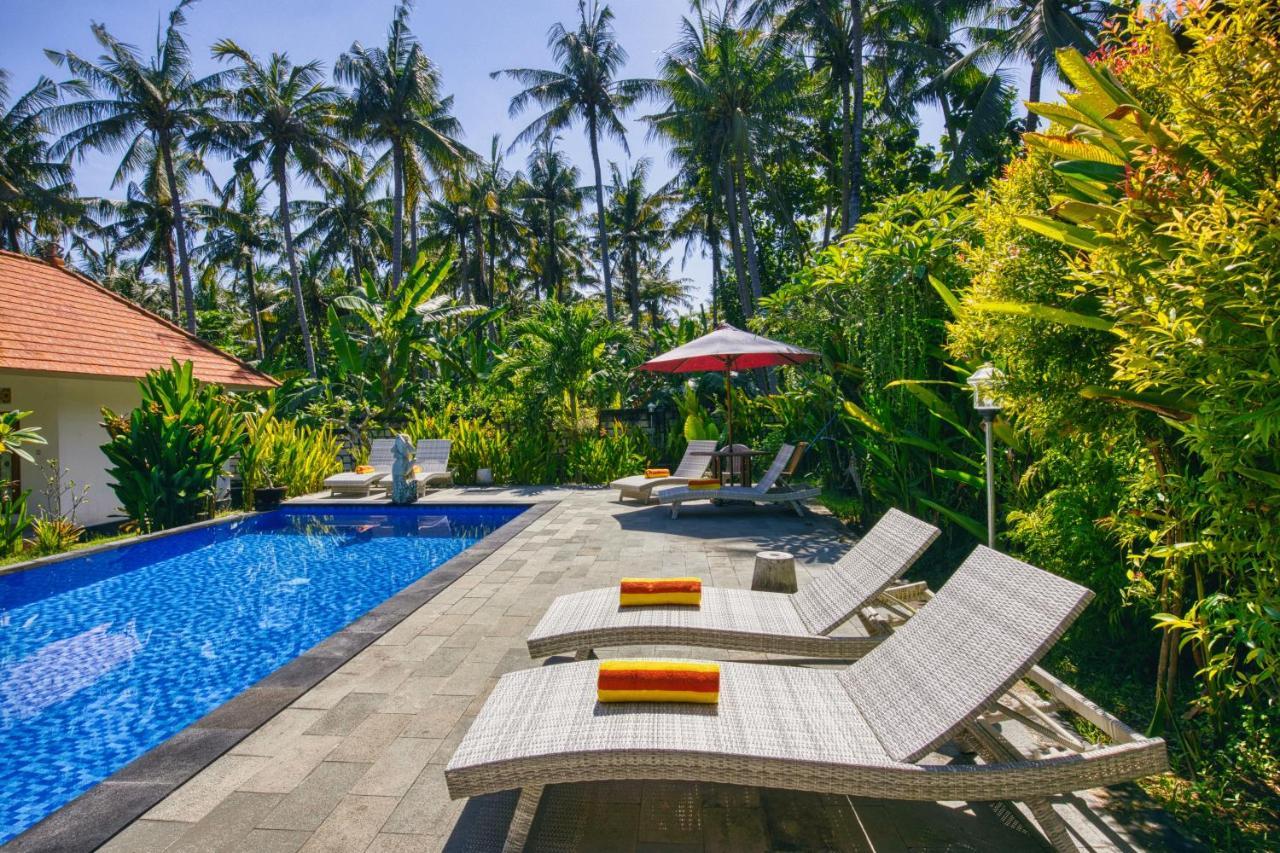 Coconut Hill Cottage Batununggul Экстерьер фото