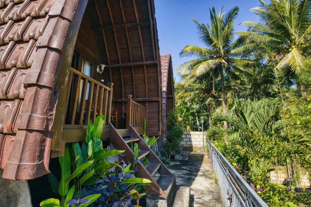 Coconut Hill Cottage Batununggul Экстерьер фото