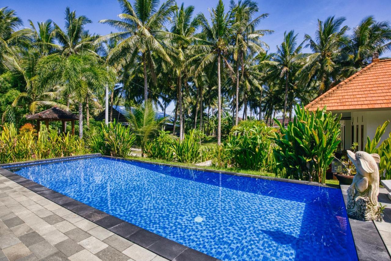Coconut Hill Cottage Batununggul Экстерьер фото